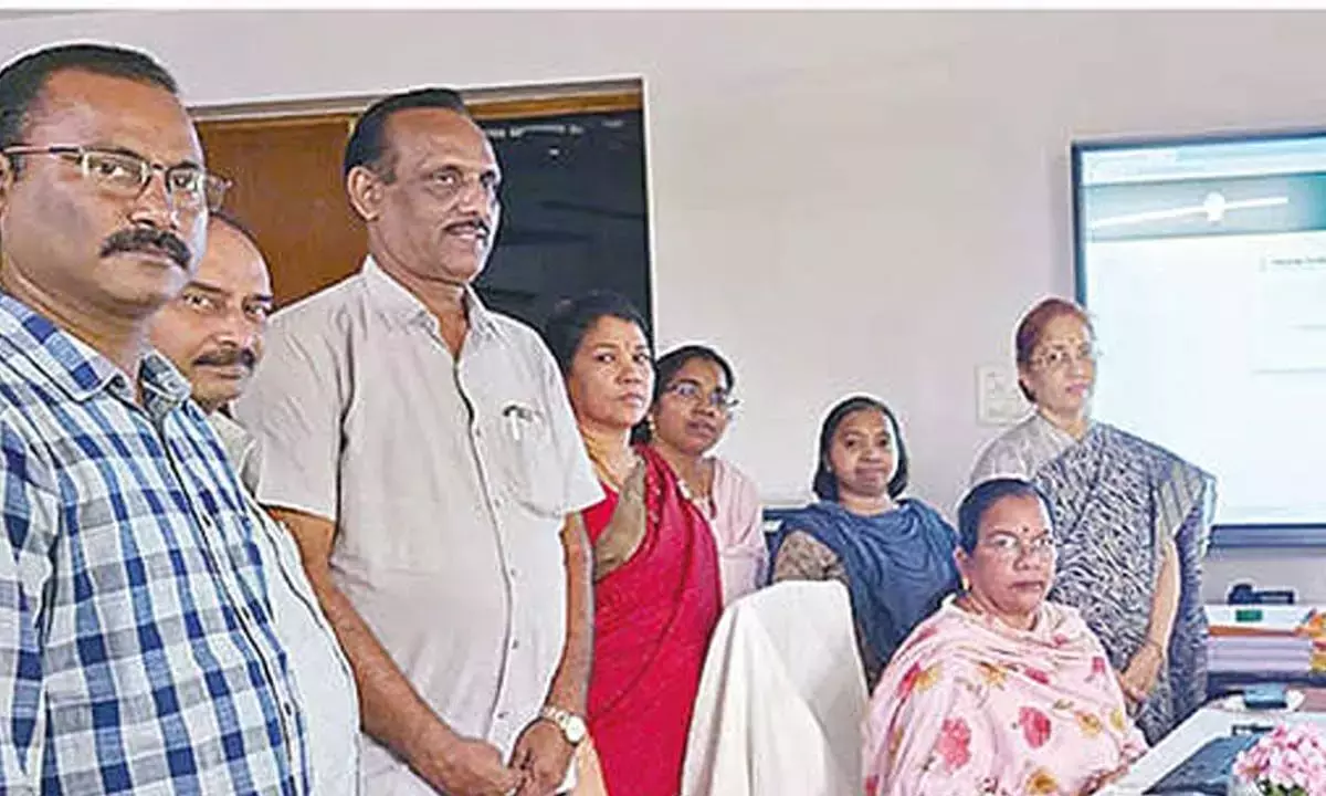 Andhra: AKNU में ऑनलाइन मॉडरेशन प्रणाली शुरू की गई Andhra: AKNU में ऑनलाइन मॉडरेशन प्रणाली शुरू की गई