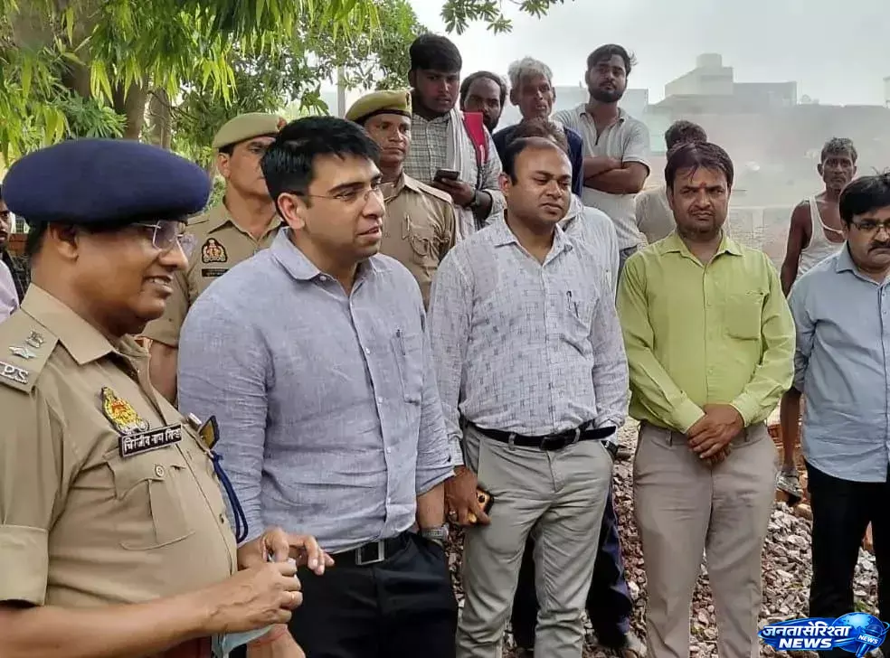 Kasturba गांधी विद्यालय में शॉर्ट सर्किट से आग, प्रशासन ने संभाला मोर्चा