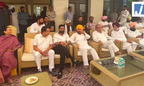 पंजाब कांग्रेस के अंदर चल रही अंदरूनी खींचतान, भूपेश बघेल गुटबाजी नहीं सुलझा पाए पंजाब कांग्रेस के अंदर चल रही अंदरूनी खींचतान, भूपेश बघेल गुटबाजी नहीं सुलझा पाए