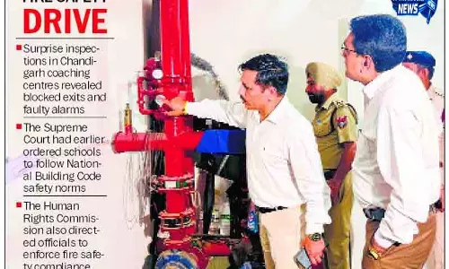 स्कूलों की अग्नि सुरक्षा पर हाईकोर्ट ने मांगी रिपोर्ट स्कूलों की अग्नि सुरक्षा पर हाईकोर्ट ने मांगी रिपोर्ट