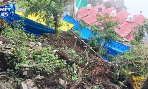 Shimla में आज भी भारी बारिश का अलर्ट Shimla में आज भी भारी बारिश का अलर्ट