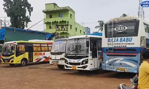 Odisha : बस कंडक्टर हमला मामला, मोटर वर्कर्स ने किया बंद Odisha : बस कंडक्टर हमला मामला, मोटर वर्कर्स ने किया बंद