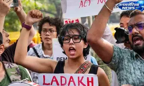 LADAKH मांगों को लेकर LAB पर दबाव बढ़ा