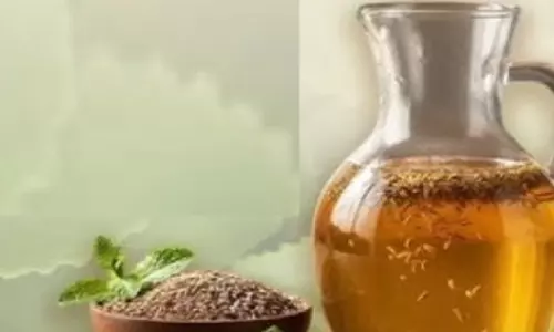 तनाव, गैस और सूजन से बढ़ता है माइग्रेन, जानें अजवाइन कैसे करता है असर