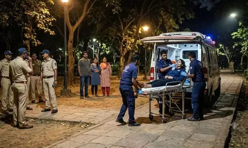 Bathinda के जोगर पार्क में युवती ने कथित तौर पर काटी कलाई की नस Bathinda के जोगर पार्क में युवती ने कथित तौर पर काटी कलाई की नस