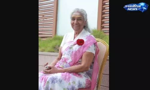 महान प्लेबैक सिंगर एस. जानकी का निधन, 88 साल की उम्र में संगीत जगत ने खोया अनमोल सितारा महान प्लेबैक सिंगर एस. जानकी का निधन, 88 साल की उम्र में संगीत जगत ने खोया अनमोल सितारा