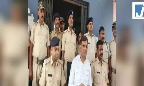 50 लाख की नकली ब्रांडेड विदेश शराब जब्त, फैक्ट्री सील