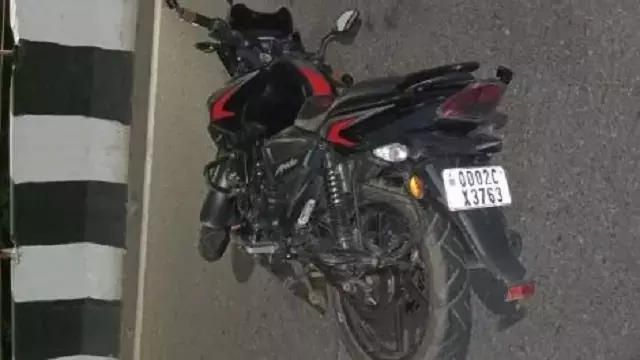 Bhubaneswar में अलग-अलग सड़क हादसों में 1 व्यक्ति की मौत, 2 गंभीर रूप से घायल Bhubaneswar में अलग-अलग सड़क हादसों में 1 व्यक्ति की मौत, 2 गंभीर रूप से घायल