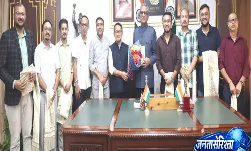 Sikkim: प्रेस क्लब प्रतिनिधिमंडल ने राज्यपाल से की शिष्टाचार मुलाकात Sikkim: प्रेस क्लब प्रतिनिधिमंडल ने राज्यपाल से की शिष्टाचार मुलाकात