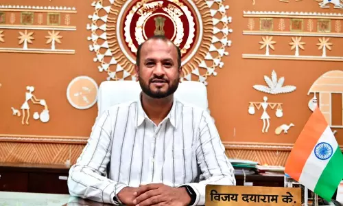 गौरेला-पेंड्रा-मरवाही के नए कलेक्टर विजय दयाराम के ने संभाला पदभार गौरेला-पेंड्रा-मरवाही के नए कलेक्टर विजय दयाराम के ने संभाला पदभार