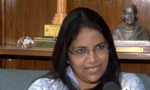 MLA खरीद-फरोख्त के आरोपों पर कांग्रेस का BJP पर हमला, जेबी माथेर ने ओमर अब्दुल्ला का किया समर्थन MLA खरीद-फरोख्त के आरोपों पर कांग्रेस का BJP पर हमला, जेबी माथेर ने ओमर अब्दुल्ला का किया समर्थन
