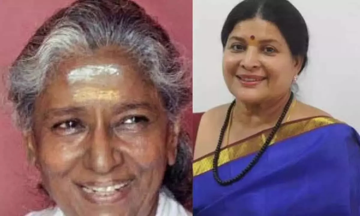 Jayamala ने कर्नाटक सरकार से मैसूर विश्वविद्यालय में संगीत की एस. जानकी चेयर स्थापित करने का आग्रह किया Jayamala ने कर्नाटक सरकार से मैसूर विश्वविद्यालय में संगीत की एस. जानकी चेयर स्थापित करने का आग्रह किया