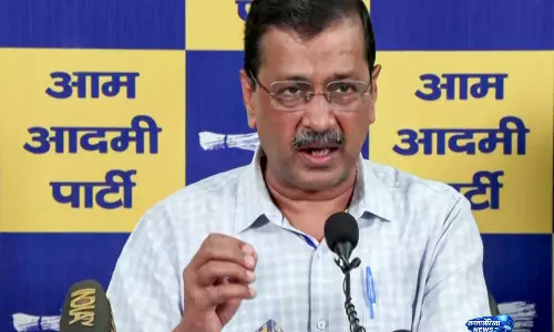 E20 ईंधन विवाद पर केजरीवाल का अमित मालवीय पर हमला, बोले- आपके कई तथ्य गलत E20 ईंधन विवाद पर केजरीवाल का अमित मालवीय पर हमला, बोले- आपके कई तथ्य गलत