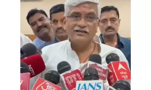 Congress ने भगवान राम के अस्तित्व से किया था इनकार, अब खुद को भक्त बता रही: गजेंद्र सिंह शेखावत Congress ने भगवान राम के अस्तित्व से किया था इनकार, अब खुद को भक्त बता रही: गजेंद्र सिंह शेखावत