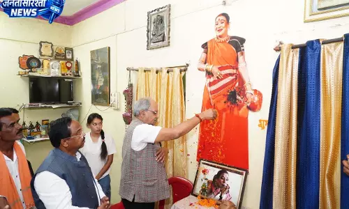 सांसद बृजमोहन अग्रवाल और कृषि मंत्री नेताम ने पद्म विभूषण तीजन बाई को दी श्रद्धांजलि