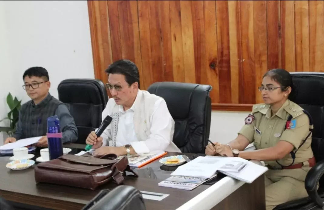 Nagaland: फेक DPDB ने कानून और व्यवस्था, रडार मुद्दे पर चर्चा की Nagaland: फेक DPDB ने कानून और व्यवस्था, रडार मुद्दे पर चर्चा की