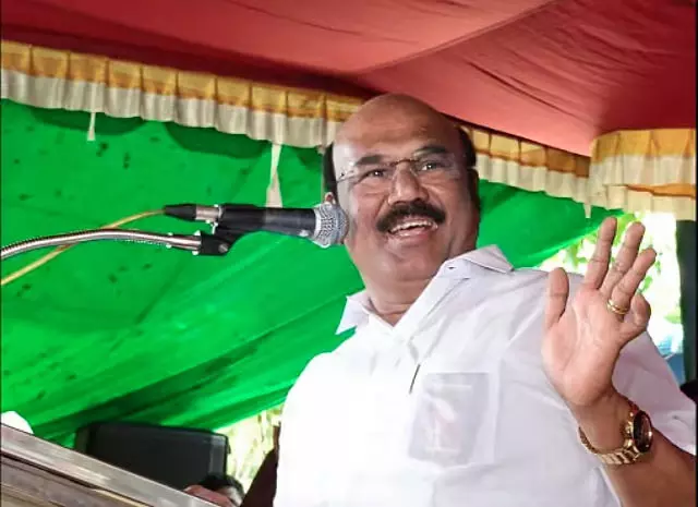 विजय जनता से किए वादों का जवाब दें: AIADMK विजय जनता से किए वादों का जवाब दें: AIADMK