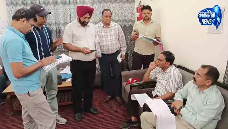 Kurukshetra में डीसी की कार्रवाई, अधिकारी सस्पेंड Kurukshetra में डीसी की कार्रवाई, अधिकारी सस्पेंड