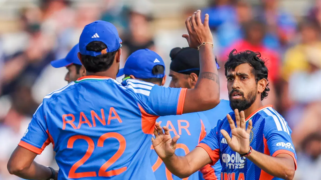 हर्षित राणा और वरुण चक्रवर्ती चोटिल, प्रिंस यादव और रवि बिश्नोई की टीम इंडिया में एंट्री हर्षित राणा और वरुण चक्रवर्ती चोटिल, प्रिंस यादव और रवि बिश्नोई की टीम इंडिया में एंट्री