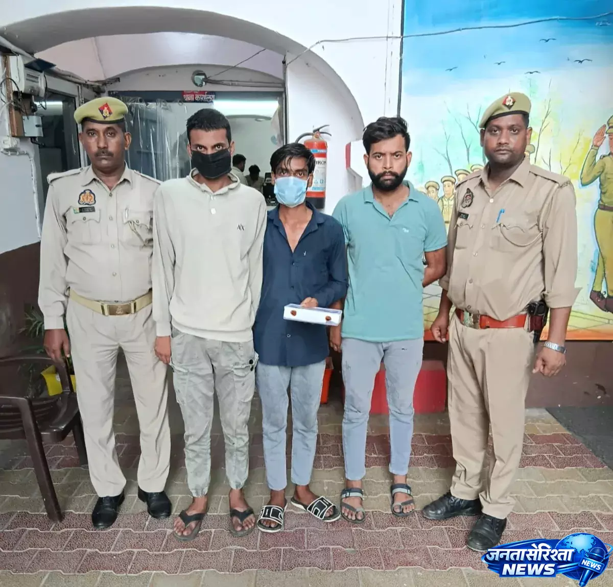 Deoband पुलिस की बड़ी कार्रवाई, चोरी का मोबाइल बरामद Deoband पुलिस की बड़ी कार्रवाई, चोरी का मोबाइल बरामद