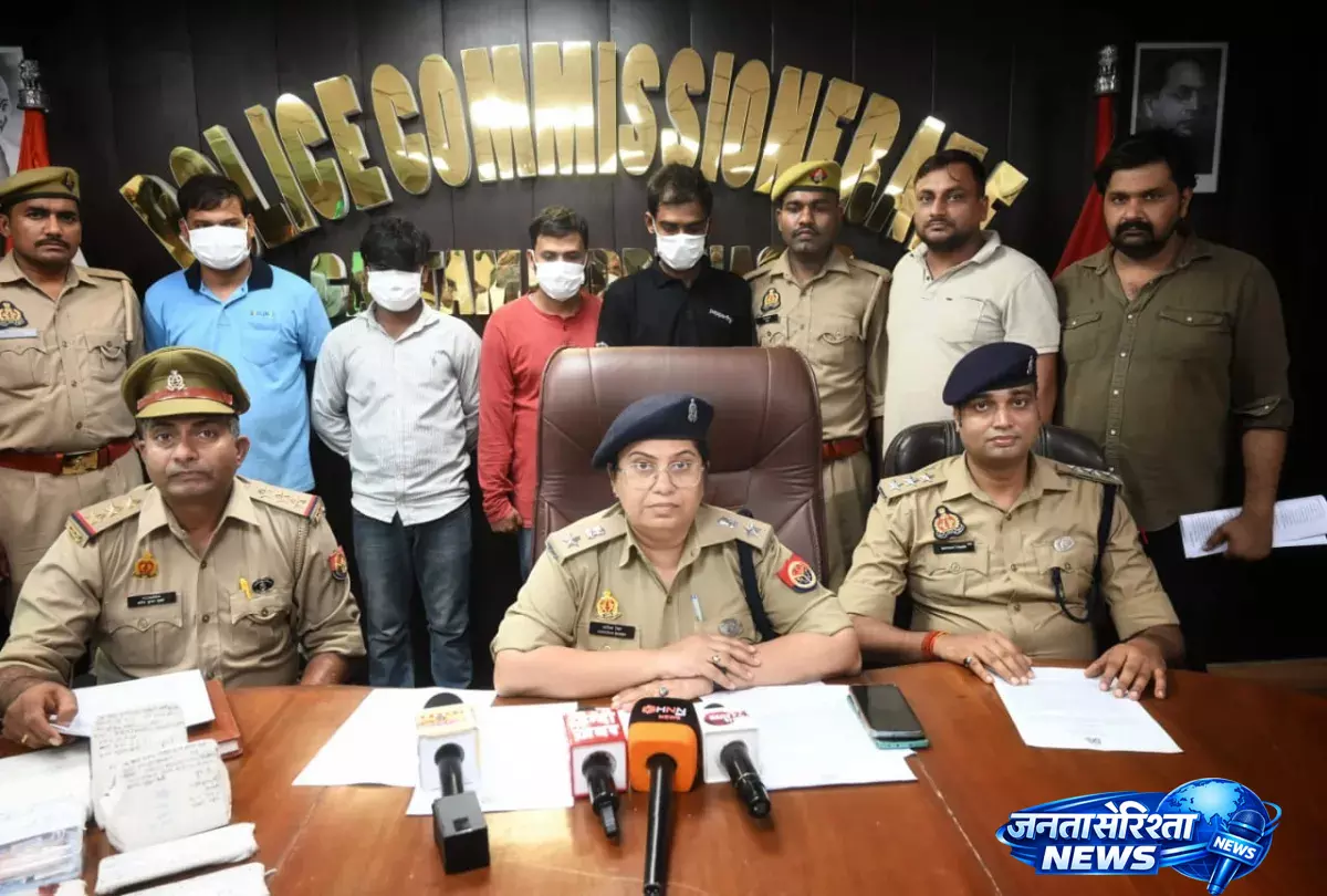 Operation साइबर वज्र का असर: नोएडा में फर्जी कॉल सेंटर पकड़ा, नौकरी के नाम पर करते थे ठगी Operation साइबर वज्र का असर: नोएडा में फर्जी कॉल सेंटर पकड़ा, नौकरी के नाम पर करते थे ठगी