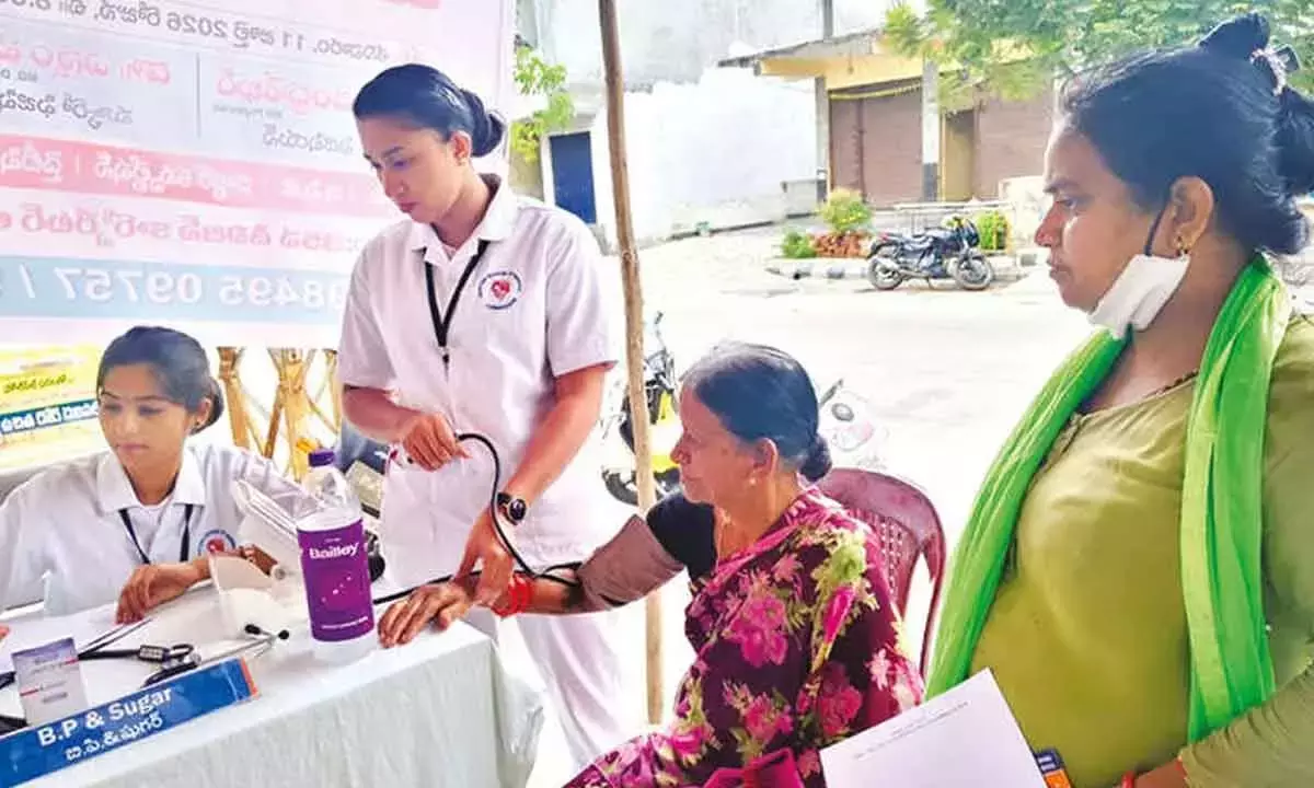 Telangana: निःशुल्क चिकित्सा शिविर आयोजित Telangana: निःशुल्क चिकित्सा शिविर आयोजित