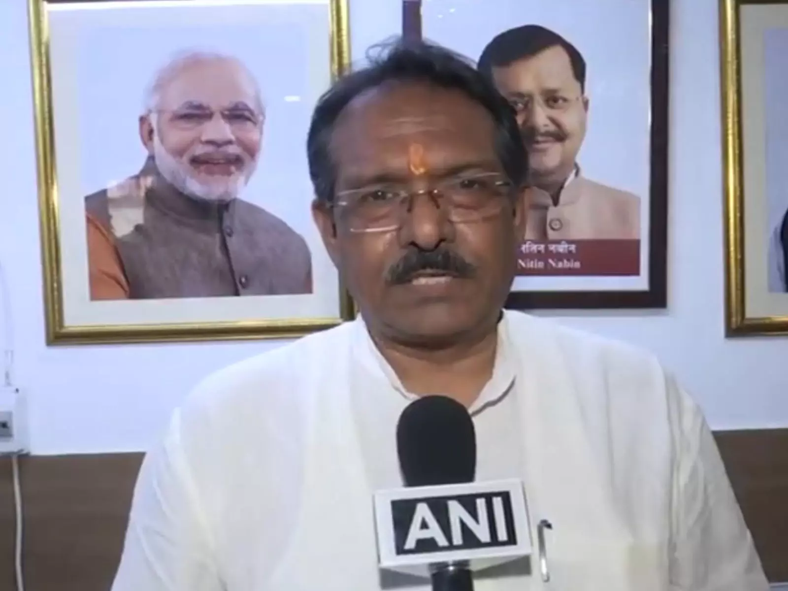 सुंदरकांड पाठ को लेकर दिल्ली BJP अध्यक्ष का केजरीवाल पर हमला, बोले राजनीतिक हिंदू सुंदरकांड पाठ को लेकर दिल्ली BJP अध्यक्ष का केजरीवाल पर हमला, बोले राजनीतिक हिंदू