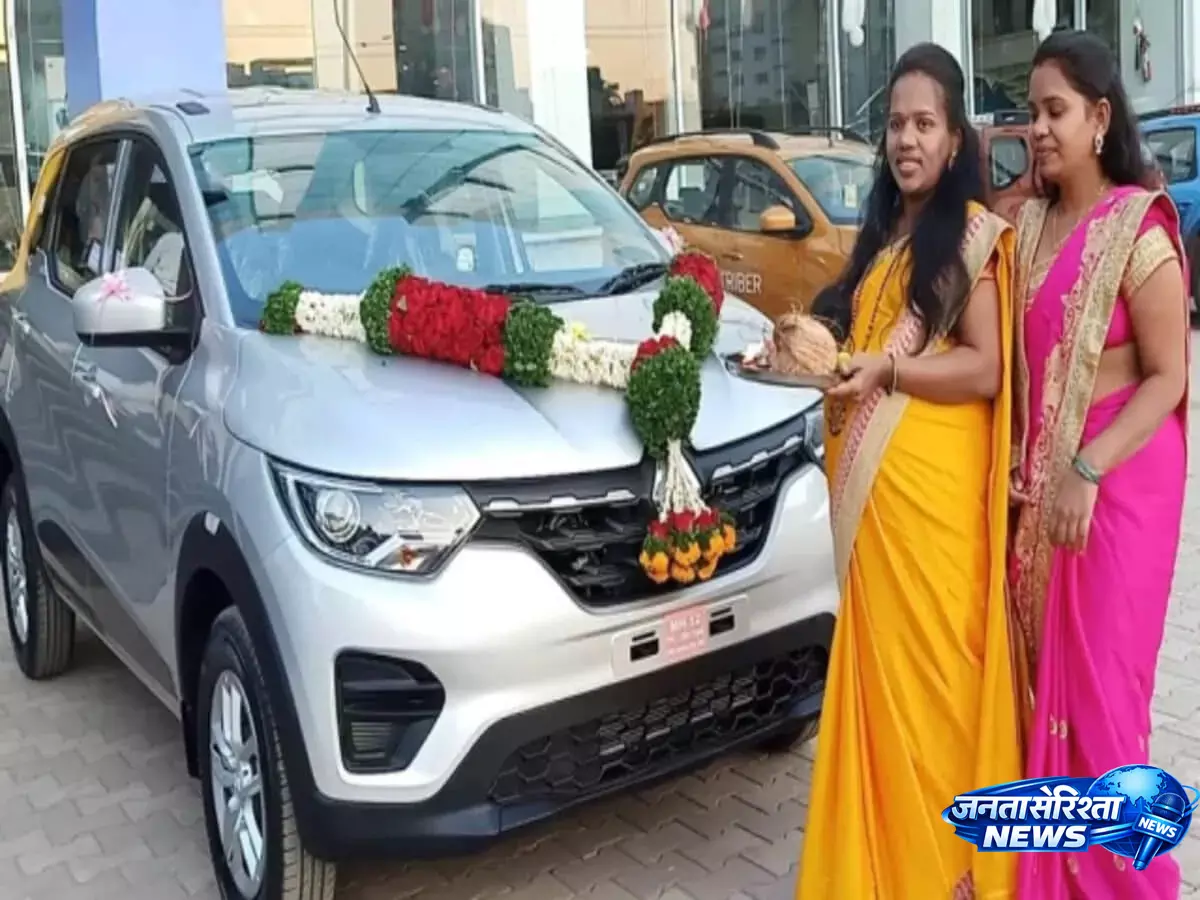 family कार खरीदने का मौका, Renault Triber पर ₹60,000 तक की बचत family कार खरीदने का मौका, Renault Triber पर ₹60,000 तक की बचत
