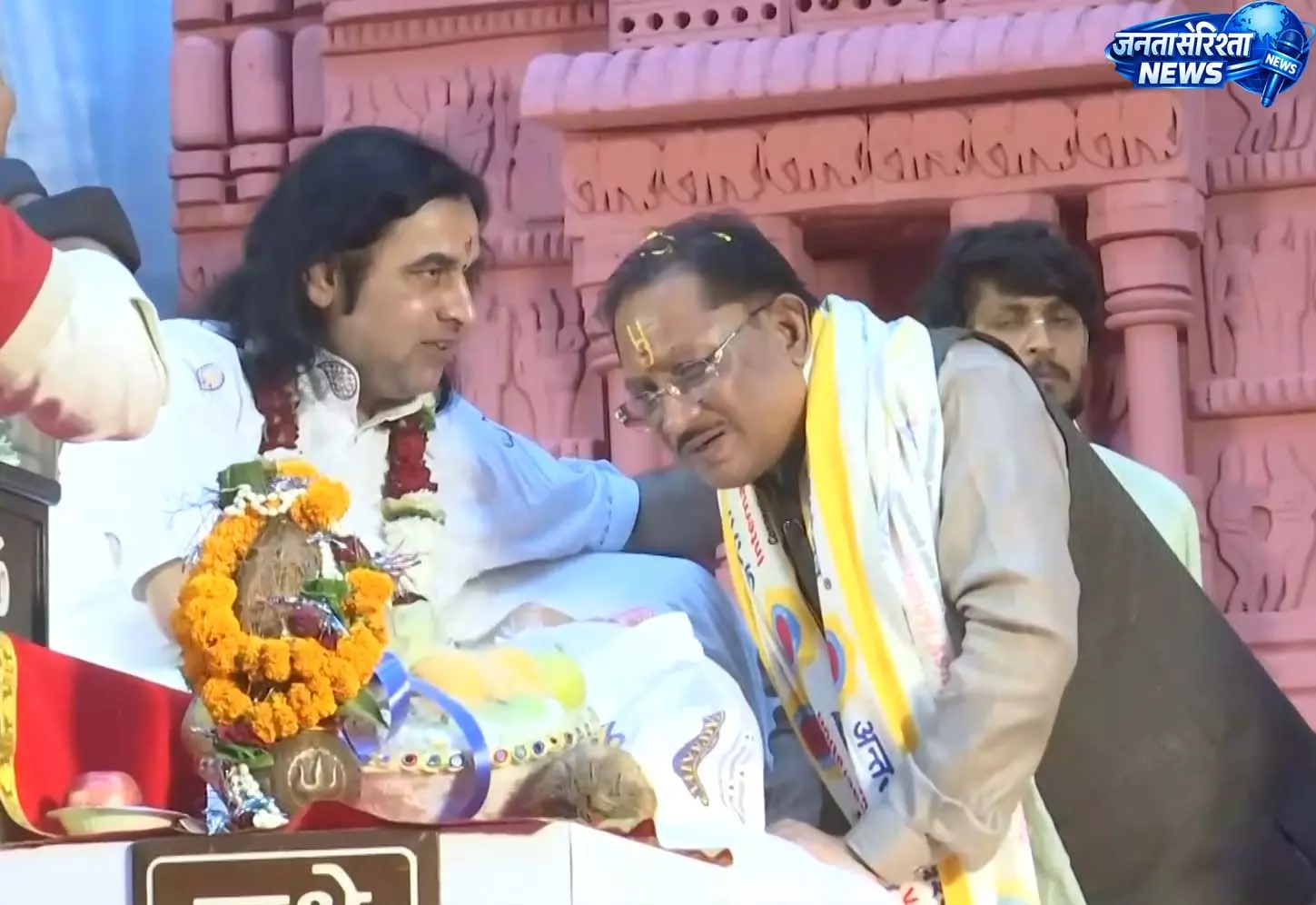 श्रीमद्भागवत कथा समाज को संस्कृति और संस्कारों से जोड़ने का सशक्त माध्यम: CM साय श्रीमद्भागवत कथा समाज को संस्कृति और संस्कारों से जोड़ने का सशक्त माध्यम: CM साय