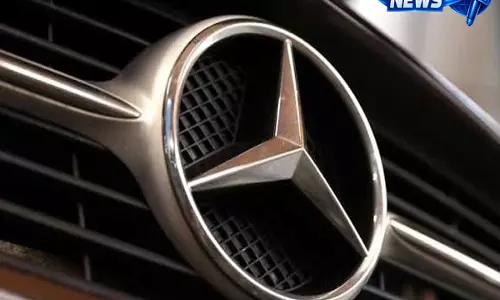 E20 फ्यूल को लेकर भ्रम दूर: Mercedes-Benz India ने वायरल दावों पर तोड़ी चुप्पी E20 फ्यूल को लेकर भ्रम दूर: Mercedes-Benz India ने वायरल दावों पर तोड़ी चुप्पी