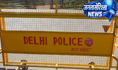 हैरी बॉक्सर गैंग के 3 शूटर Delhi पुलिस के जाल में फंसे हैरी बॉक्सर गैंग के 3 शूटर Delhi पुलिस के जाल में फंसे