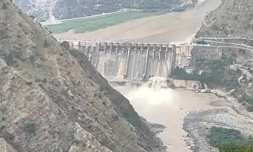 Jammu: प्रशासन ने किया अलर्ट जारी, सलाल डैम के गेट खुलने से बढ़ेगा चिनाब का जलस्तर
