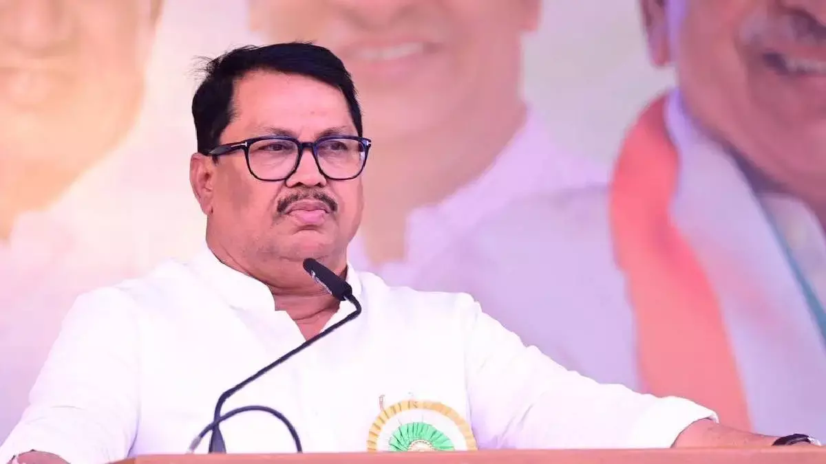 Mumbai: मोशी हादसे पर सियासत तेज, विजय वडेट्टीवार ने उठाई कार्रवाई की मांग