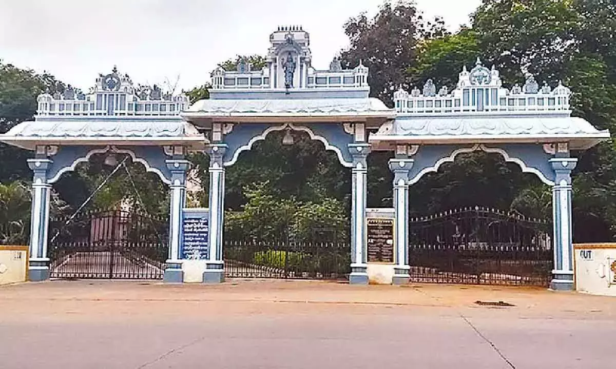 सरकारी डॉक्टरों की रिटायरमेंट उम्र बढ़ाने के कदम की APJUDA ने आलोचना की सरकारी डॉक्टरों की रिटायरमेंट उम्र बढ़ाने के कदम की APJUDA ने आलोचना की