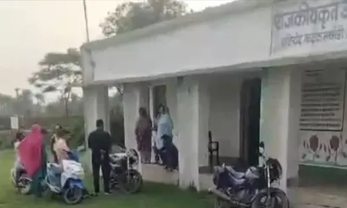 सरकारी विद्यालय में चोरों का धावा, मिड-डे मील सामग्री लेकर फरार