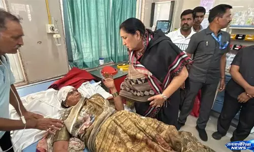 Varkari यात्रा पर संकट, ट्रक हादसे में गई तीन श्रद्धालुओं की जान Varkari यात्रा पर संकट, ट्रक हादसे में गई तीन श्रद्धालुओं की जान