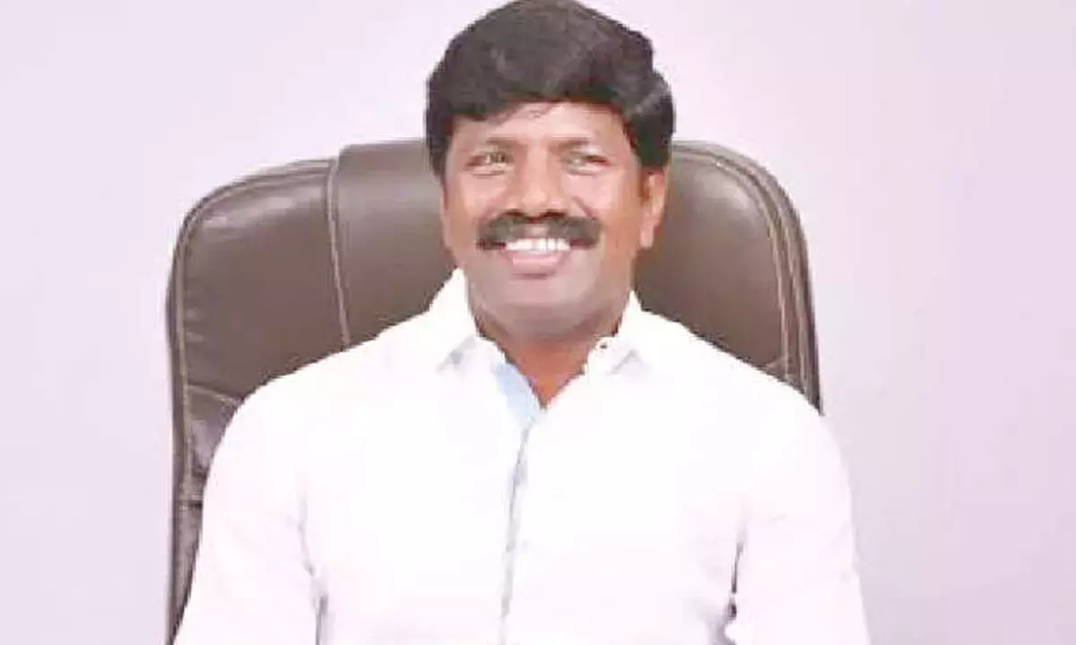 Telangana: कालेश्वरम परियोजना का राजनीतिकरण करने के लिए कांग्रेस ने बीआरएस की आलोचना की Telangana: कालेश्वरम परियोजना का राजनीतिकरण करने के लिए कांग्रेस ने बीआरएस की आलोचना की