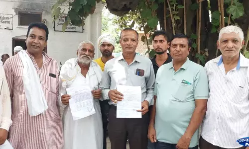 158 Farmers, की जमीन अधिग्रहण सूची में, बाजार मूल्य के आधार पर मुआवजे की मांग