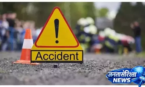 खड़े ट्रक से टकराई तेज रफ्तार बाइक, सोनीपत में दो दोस्तों की मौके पर ही मौत खड़े ट्रक से टकराई तेज रफ्तार बाइक, सोनीपत में दो दोस्तों की मौके पर ही मौत