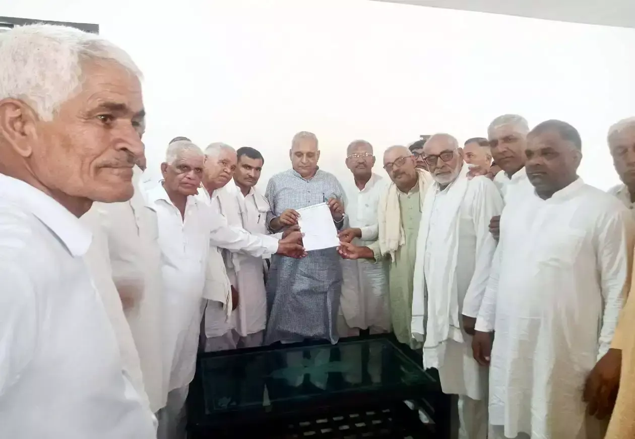 Hisar: जल समस्याओं पर समाधान की मांग, मंत्री रणबीर गंगवा से मिले समिति सदस्य Hisar: जल समस्याओं पर समाधान की मांग, मंत्री रणबीर गंगवा से मिले समिति सदस्य