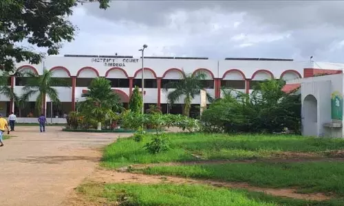 नाबालिग छात्र मौत पर मुआवजे का आदेश नाबालिग छात्र मौत पर मुआवजे का आदेश