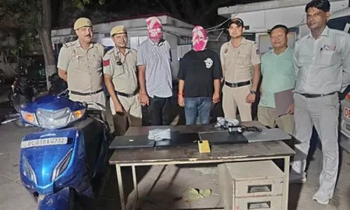 व्हाट्सएप पर फर्जी ऑर्डर, 72 घंटे में दिल्ली पुलिस ने दबोचे दो शातिर ठग व्हाट्सएप पर फर्जी ऑर्डर, 72 घंटे में दिल्ली पुलिस ने दबोचे दो शातिर ठग