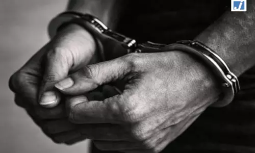 हरियाणा : रेवाड़ी पुलिस की बड़ी कार्रवाई, लूटकांड में 24 घंटे के भीतर पकड़े गए 5 आरोपी हरियाणा : रेवाड़ी पुलिस की बड़ी कार्रवाई, लूटकांड में 24 घंटे के भीतर पकड़े गए 5 आरोपी