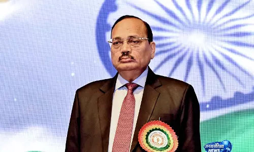 CJI सूर्य कांत ने सुप्रीम कोर्ट में भूटान के 2 लॉ क्लर्कों का किया स्वागत
