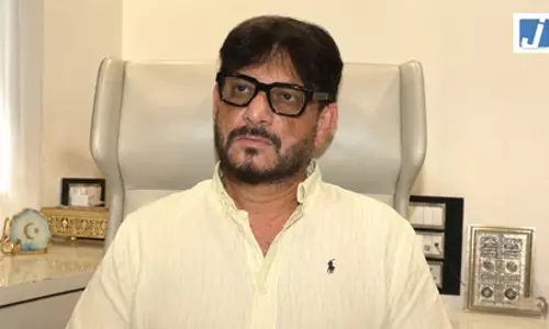 पायधुनी कांड पर वारिस पठान बोले- दरिंदे को फांसी दो, फास्ट ट्रैक कोर्ट में हो सुनवाई पायधुनी कांड पर वारिस पठान बोले- दरिंदे को फांसी दो, फास्ट ट्रैक कोर्ट में हो सुनवाई