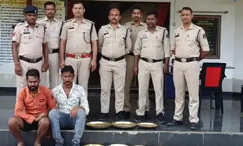 सूने मकान की चोरी का खुलासा, बसदेई पुलिस ने दो आरोपियों को किया गिरफ्तार सूने मकान की चोरी का खुलासा, बसदेई पुलिस ने दो आरोपियों को किया गिरफ्तार
