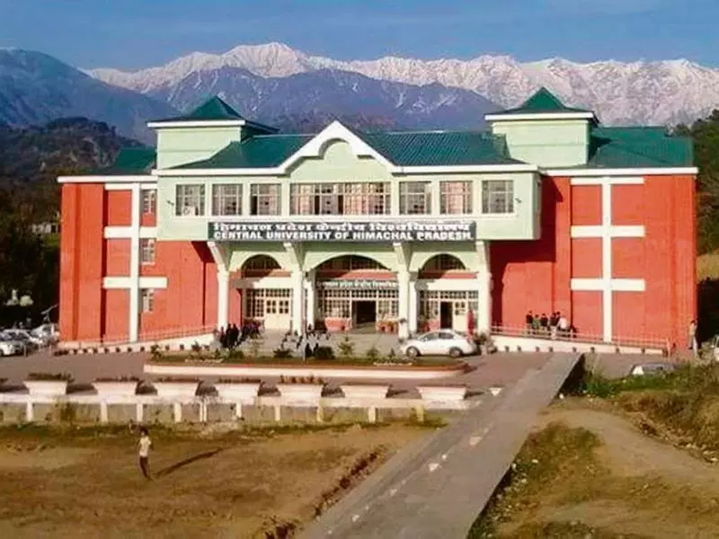 Dharamshala: केंद्रीय विश्वविद्यालय का बड़ा कदम, नए सत्र में शुरू हुए रोजगारोन्मुख कोर्स Dharamshala: केंद्रीय विश्वविद्यालय का बड़ा कदम, नए सत्र में शुरू हुए रोजगारोन्मुख कोर्स