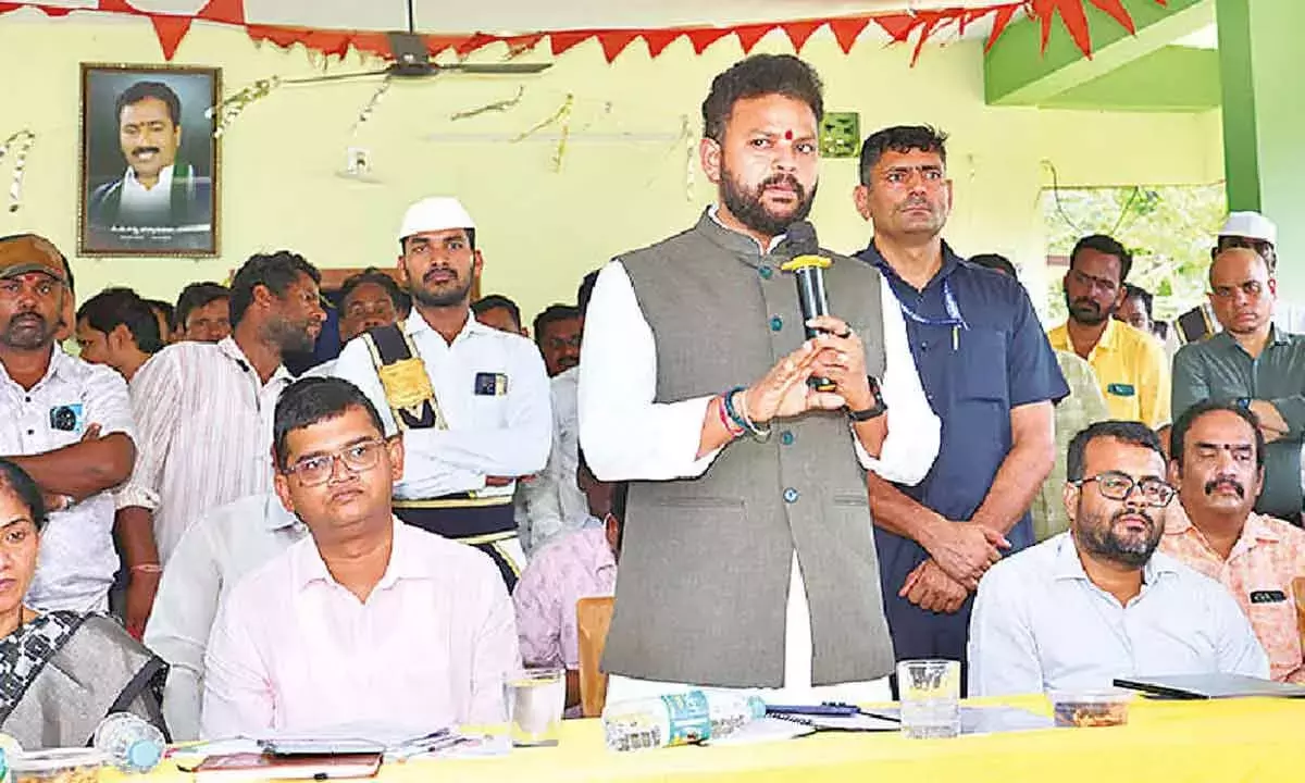 हवाई अड्डे की स्थापना से प्रवासन में भारी कमी आएगी: नागरिक उड्डयन मंत्री हवाई अड्डे की स्थापना से प्रवासन में भारी कमी आएगी: नागरिक उड्डयन मंत्री
