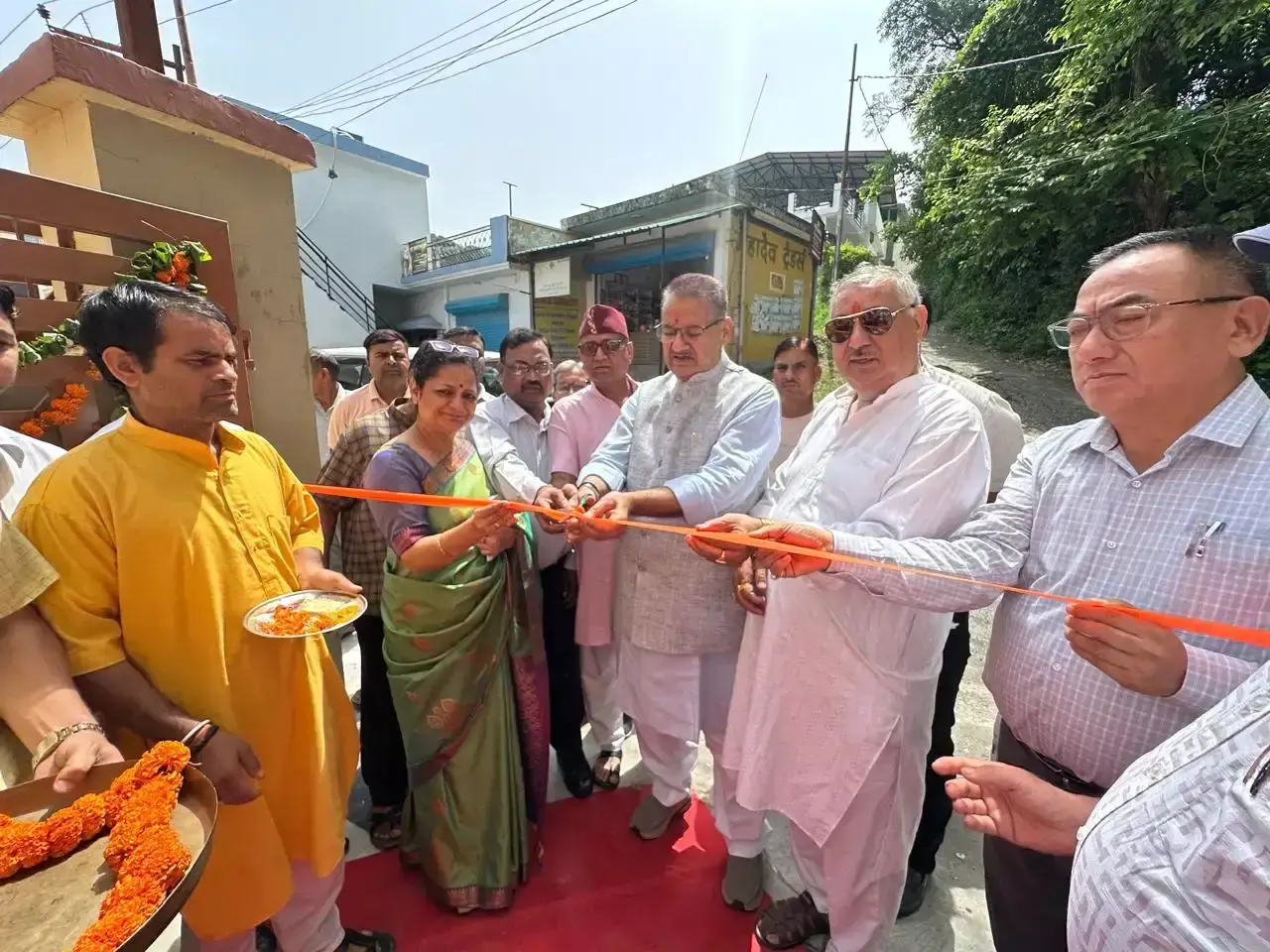 Dehradun: मंत्री जोशी ने जनता को समर्पित किया राजकीय आयुर्वेदिक चिकित्सालय Dehradun: मंत्री जोशी ने जनता को समर्पित किया राजकीय आयुर्वेदिक चिकित्सालय