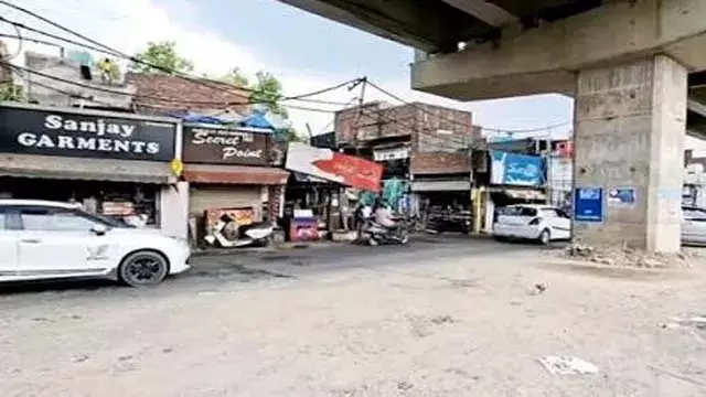 जम्मू: सतवारी चौक के 33 दुकानदारों को बड़ी राहत, गोल गुजराल में बनेगी नई मार्केट जम्मू: सतवारी चौक के 33 दुकानदारों को बड़ी राहत, गोल गुजराल में बनेगी नई मार्केट